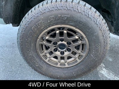 2022 Toyota Tacoma SR5 V6