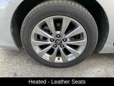 2017 Toyota Camry Hybrid XLE