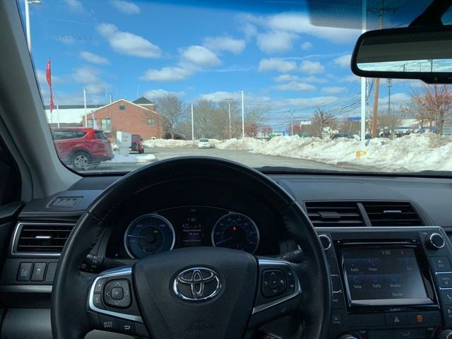 2017 Toyota Camry Hybrid XLE