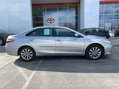 2017 Toyota Camry Hybrid XLE