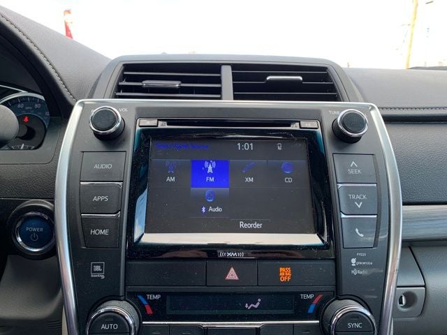 2017 Toyota Camry Hybrid XLE