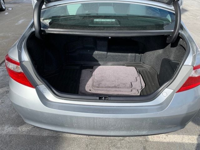 2017 Toyota Camry Hybrid XLE