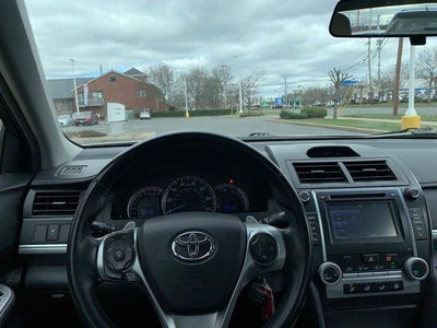 2014 Toyota Camry SE