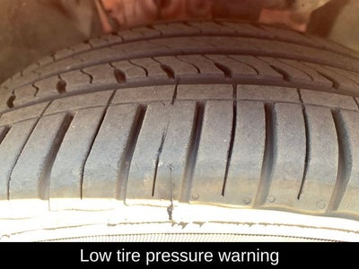 2025 Toyota Camry SE Hybrid