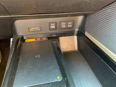 2025 Toyota Camry SE Hybrid