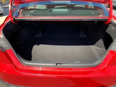 2025 Toyota Camry SE Hybrid