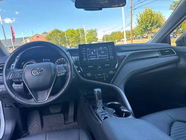 2024 Toyota Camry Hybrid SE