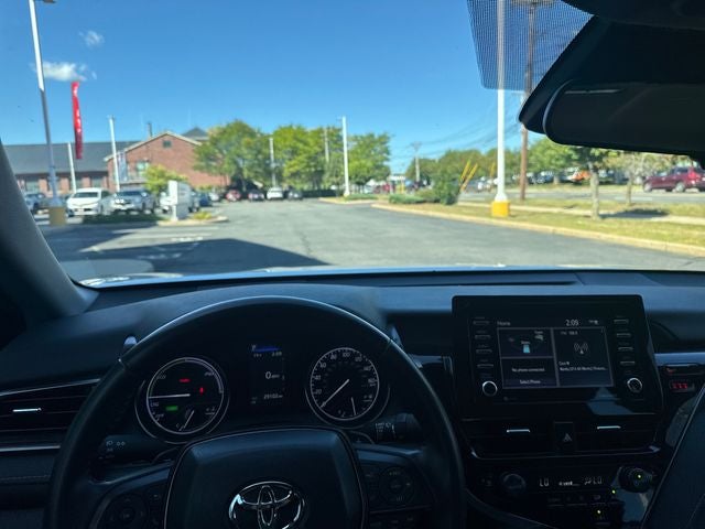 2024 Toyota Camry Hybrid SE