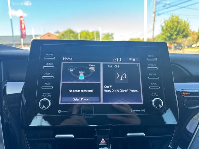 2024 Toyota Camry Hybrid SE
