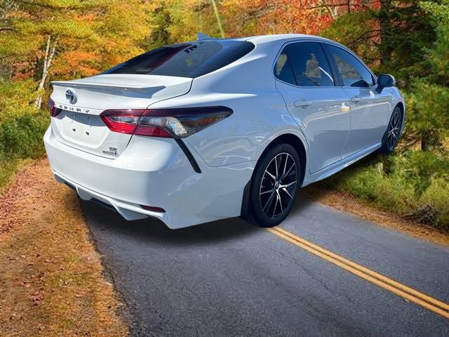2024 Toyota Camry Hybrid SE