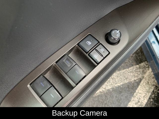 2021 Toyota Camry Hybrid SE