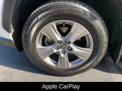 2022 Toyota RAV4 Hybrid XLE