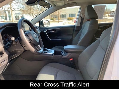 2022 Toyota RAV4 Hybrid XLE