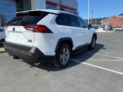 2022 Toyota RAV4 Hybrid XLE