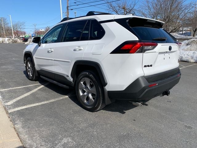 2022 Toyota RAV4 Hybrid XLE