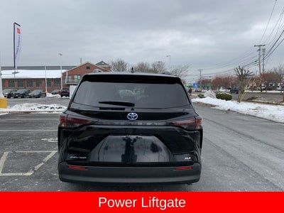 2025 Toyota Sienna XLE 7 Passenger