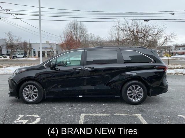 2025 Toyota Sienna XLE 7 Passenger