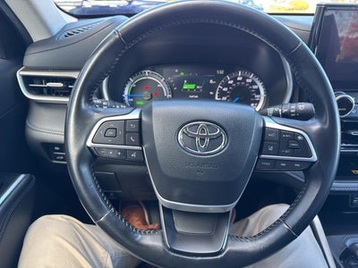 2024 Toyota Highlander Hybrid XLE