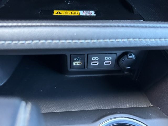 2024 Toyota Highlander Hybrid XLE