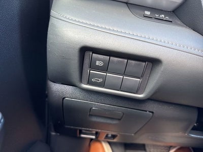 2024 Toyota Highlander Hybrid XLE