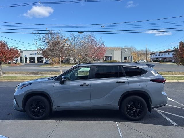 2024 Toyota Highlander Hybrid XLE