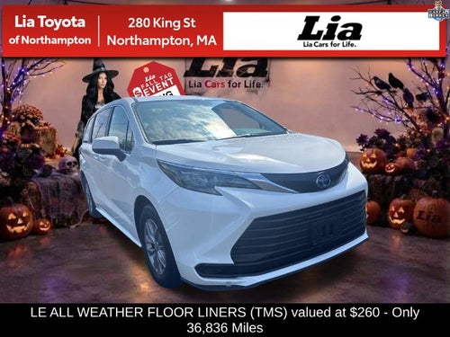 2025 Toyota Sienna LE 8 Passenger