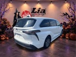2025 Toyota Sienna LE 8 Passenger
