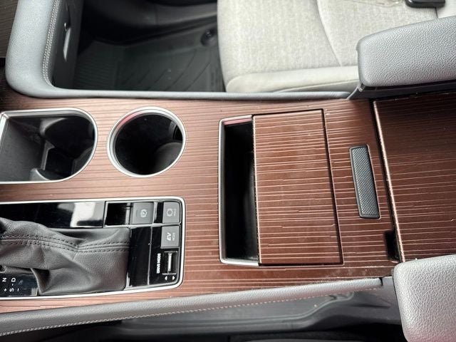 2024 Toyota Sienna LE 8 Passenger