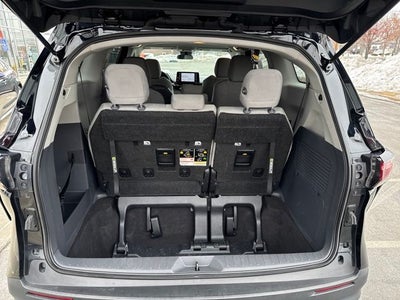 2024 Toyota Sienna LE 8 Passenger