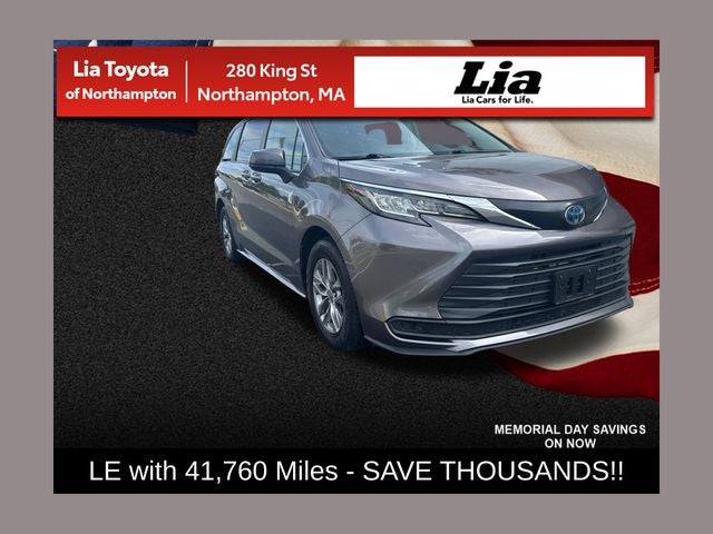 2023 Toyota Sienna LE 8 Passenger
