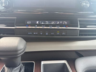 2023 Toyota Sienna LE 8 Passenger