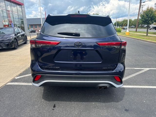 2022 Toyota Highlander XSE