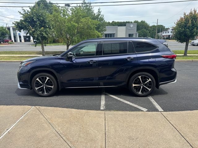 2022 Toyota Highlander XSE