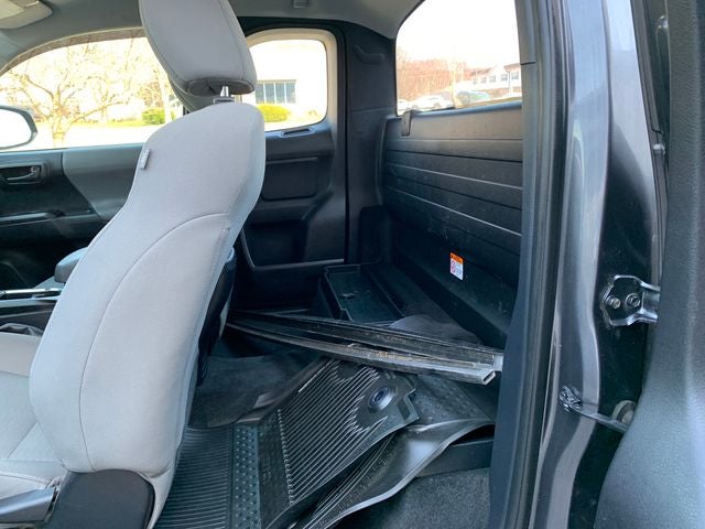 2018 Toyota Tacoma SR