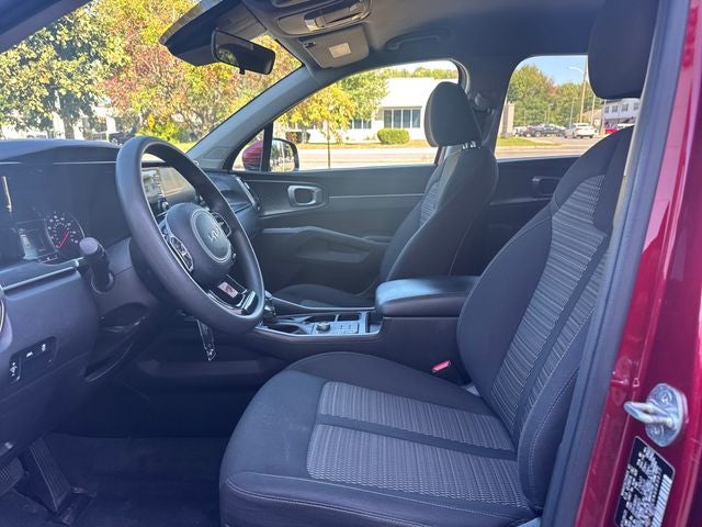 2022 Kia Sorento LX
