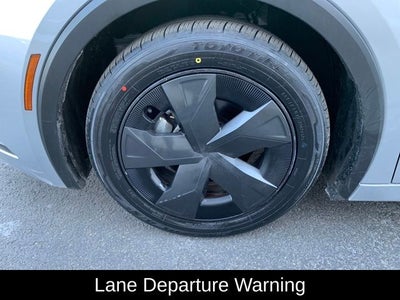 2023 Toyota Prius LE