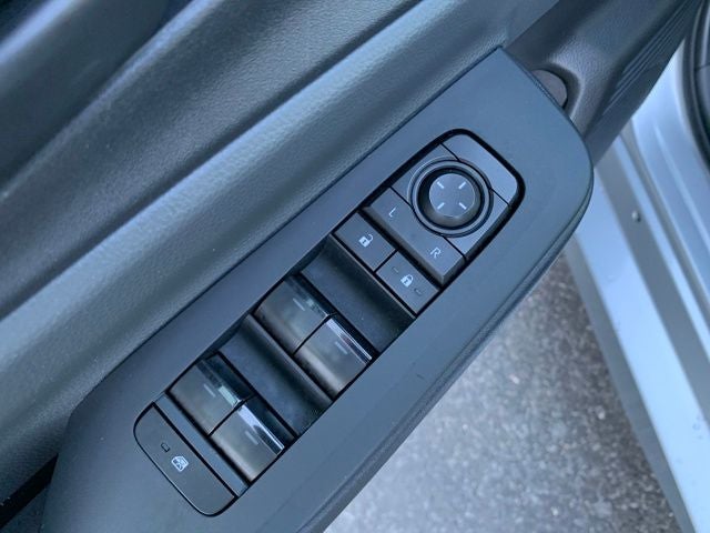 2023 Toyota Prius LE