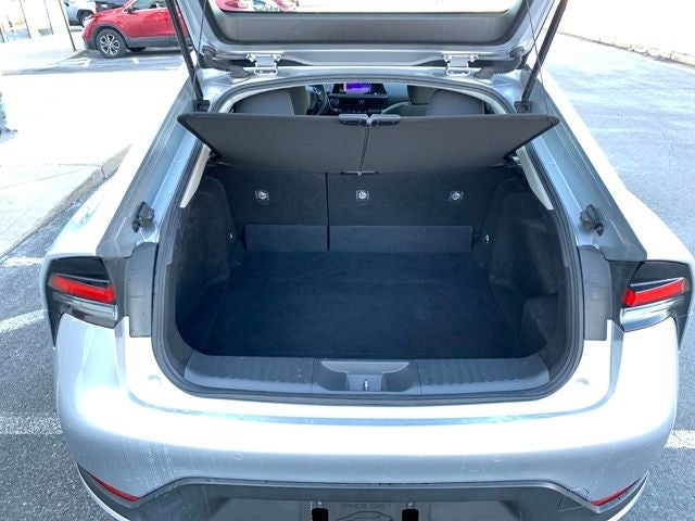 2023 Toyota Prius LE