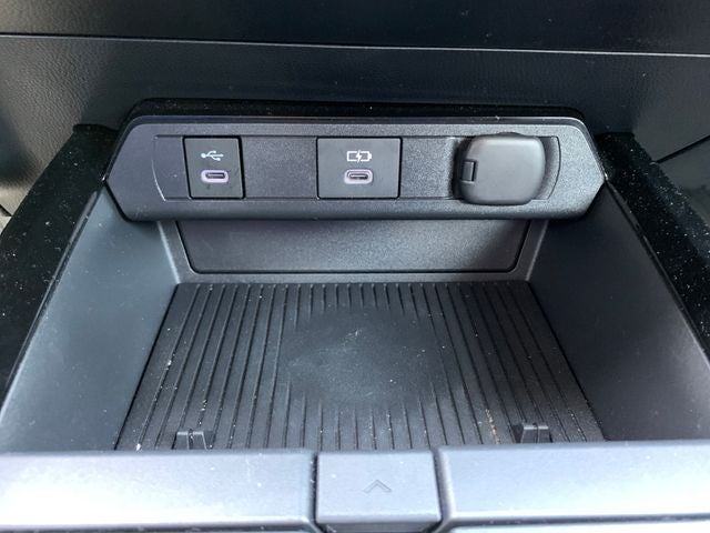 2025 Toyota Prius LE AWD