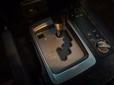 2014 Toyota Land Cruiser Base