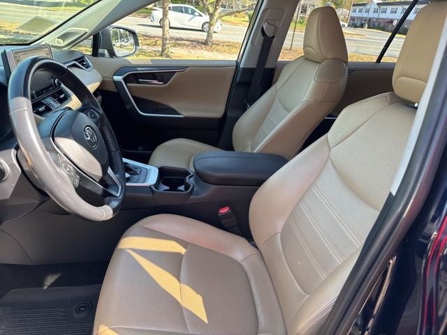 2020 Toyota RAV4 Limited