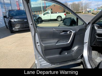 2020 Toyota RAV4 Hybrid XLE