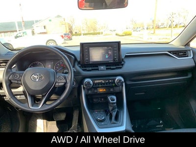 2020 Toyota RAV4 Hybrid XLE