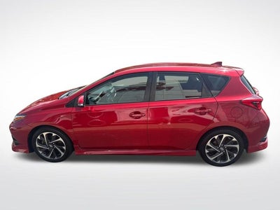 2016 Scion iM Base