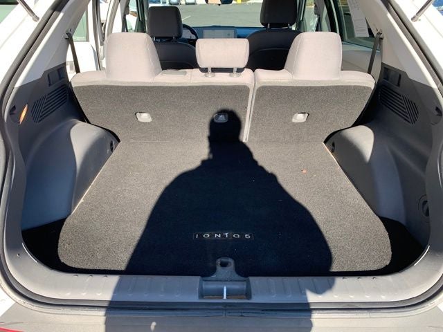 2022 Hyundai IONIQ 5 SE